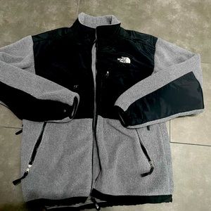 Large Fleece Grey North Face Jacket